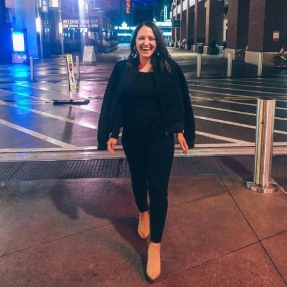 Meet your Posher, Kaitlyn - Picture 1 of 1